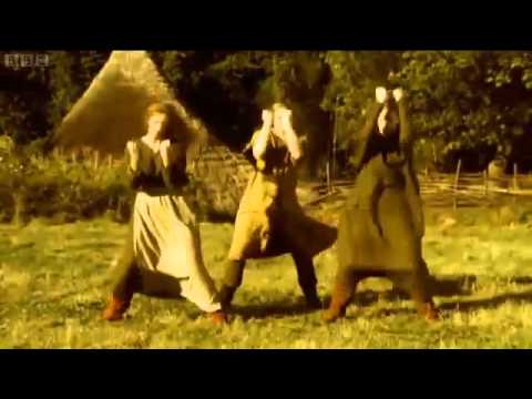 Horrible Histories - Boudicca Song - YouTube