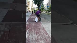 固定ギア乗ったことない人にピスト貸してみた