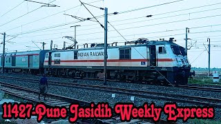 11427-Pune Jasidih Weekly Express skipping Durgauti Yard | Fastest Train | indian Railways