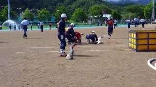 高山村消防団小型ポンプ繰法