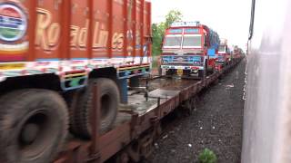 12051 Jan Shatabdi Express Crossing Ro-Ro at Savarda!!