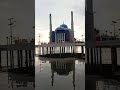 Masjid Terapung pantai losari Terkenal dengan sebutan  Kota Pisang eppe makasar