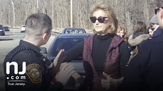 Complete 1-hour : Port Authority commissioner confronts police during N.J. traff