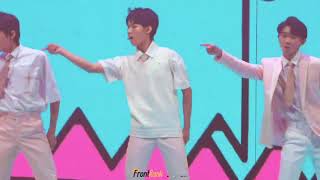 【TNT时代少年团 张真源】爱奇艺尖叫之夜 191206《全校通报》饭拍 [Zhang ZhenYuan Fancam]