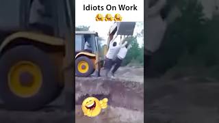 Stupid construction workers at work  #workfails #constructionworkers #idiotsatwork