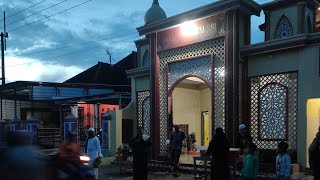 Kajian setelah stelah sholat subuh dilanjutkan pembagian sayur2an Dan sesi terakhir Jum'at Berkah