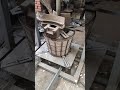 Pour molten aluminum into the aluminum pot mold