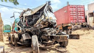 Hino Truck Accident Repair || From Scrap Roadworthy || How To Accident Truck Restoration