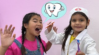 Jannie and Ellie Brush Your Teeth Dentist Checkup | Kids Pretend Play as Dentist