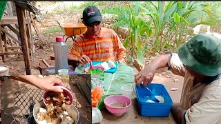 AKI NANGKA MASAK BUAH PULUR CAMPUR KULIT DAGING BABI UNTUK LAUK MAKAN TENGAHARI DI PONDOK KEBUN //