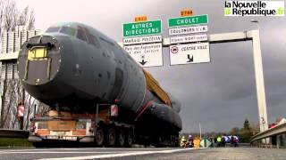 VIDEO. Avion à Niort : dans la cabine du convoi exceptionnel