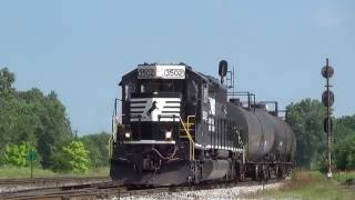 Norfolk Southern locals L48 with NS 6162 RS5T horn