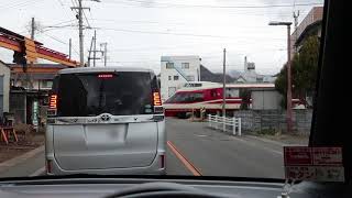 【踏切】車で踏切待ち　長野電鉄