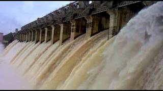Bargi Dam (JAbalPur) while open all Gates by: saket Bargi Dam (JAbalPur) while open all Gates by: saket