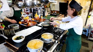 The Powerful Female Owner at the Busy Udon Restaurant With Delicious Tempura Bowls!