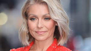 Kelly Ripa twerks and shakes her hips in skintight leggings and crop top for very racy video on...