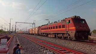 Mega Offlink DDU Wap4 with Veraval Indore Mahamana Express || Indian Railway