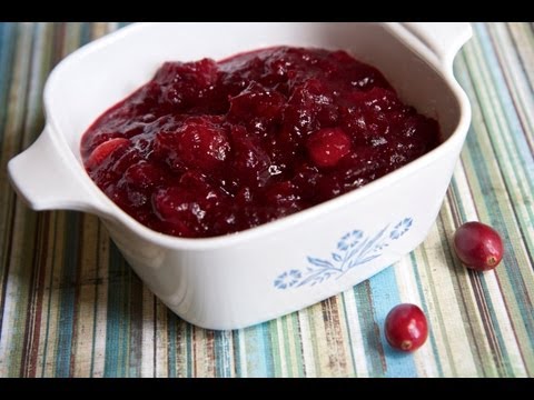 Homemade Cranberry Sauce Recipe - Quick & Easy Homemade Cranberry Sauce Recipe - Quick & Easy