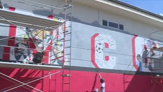 McClatchy Seniors Create Wide Open Walls Mural On Campus