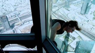 Video: Cruise's incredible Burj Khalifa stunts for Mission Impossible 4