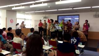 Pentas angklung indoneia di toyota japan  (インドネシア)