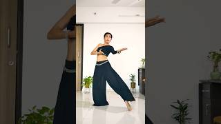 My Twin did Classical Dance on Yimmy Yimmy Song 🤯 #Shorts #YimmyYimmy #Dance