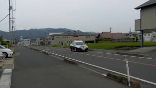 岡山県警レガシィＢ４緊急走行！「緊急車両通ります!！！」