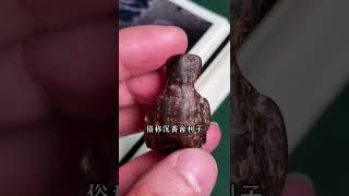 像这样的沉香油疙瘩，很难得。树心油老料，完全熟透了，上炉味道A级，油脂密度很高，入水秒沉。 喜欢沉香的朋友添加微信:553933885