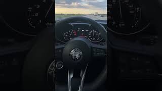 Downshifts and pull Alfa Romeo Giulia 2.0 Turbo