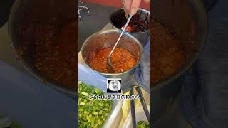 街边美食【Chinese street food】龙虾杯杯面谁不爱呢！