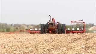 IH 1466 planting with a White 12 row planter