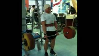 PR Friday: May 27/11 - Deadlift 207.5 kg (456.5lbs)