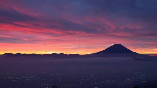 絶景甘利山の夜景と夜明けと雲海と富士山-微速度撮影