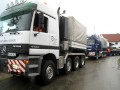 Actros 4153 pulling...