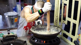 Selling snacks by smashing pots, build muscles and attract countless diners-Chinese street food