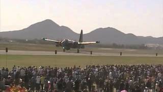 Lockheed P-2 Neptune Takeoff - Avalon 2011 RAW