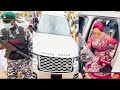 See the Grand Arrival of Lizzy Anjorin and Her Husband With 4 Police Escort in Their Range Rover