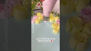 Heart shaped cake with whipped cream Russian nozzle technique!❤️😬  #heartcake
