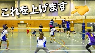 【バレーボール】味方の女子はこのほぼノーマークのスパイクを気合いで上げます