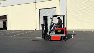 Lot 0100: Toyota 1500lb Electric Forklift