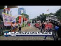 Demo Anti Korupsi Ricuh, Massa Memaksa Masuk Gedung KPK - BIM 08/08