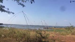 ท้ายเขื่อนอุบลรัตน์  Traditional Net Fishing     Sarado