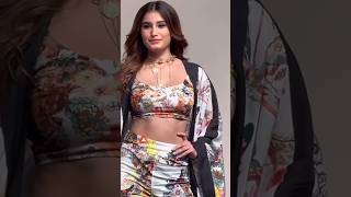 Raveena tandon daughter Rasha Thadani is looking so hot 🥰 #shorts #ytshortsindia #rashathadani