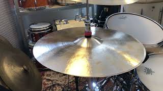 DRIFT DRUMS - 15” Zildjian Avedis Jazz Hihat (modified) - 910/960gr