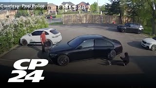 Carjacking in Caledon caught on video