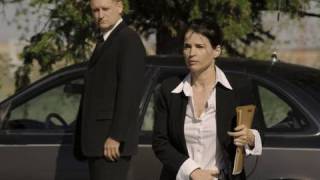 Surveillance : Julia Ormond et Bill Pullman en Interview