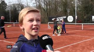 Tennis talent Jasper Vorgers speelde op Open Dag Luctor