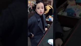 美女网管朵儿之自恋的朵儿😂