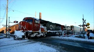 SHORT CN TRAIN WITH MIXED FREIGHT ON NEW YEARS DAY 2017