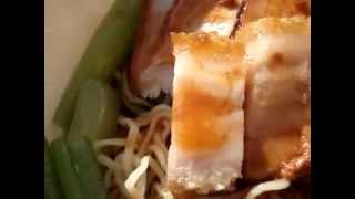 บะหมี่เกี๊ยวหมูแดงหมูกรอบ.flv